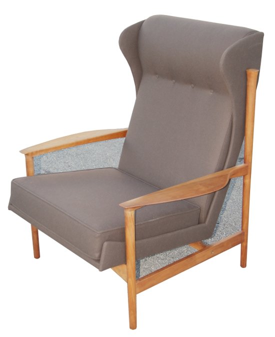 seligwingchair.jpg