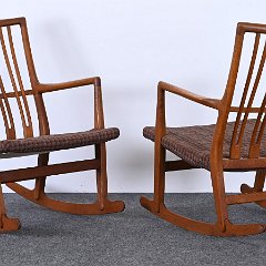 9135 Hans Wegner ML 33 Rocking Chairs